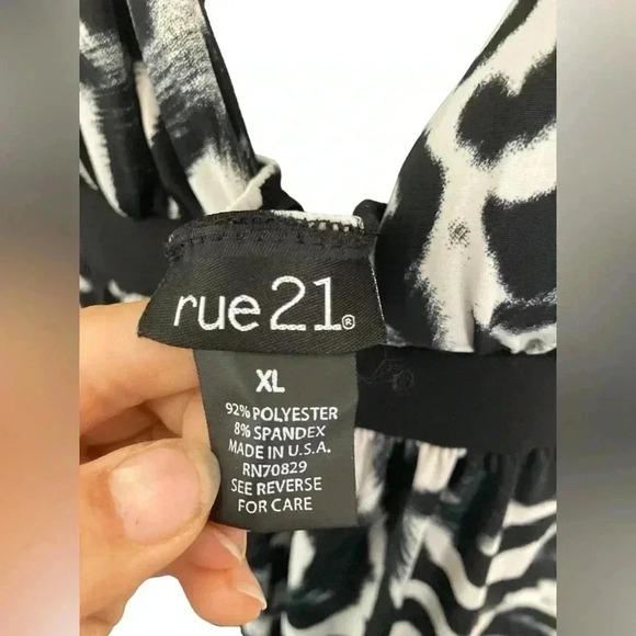 Rue 21  dress size xl - Picture 3 of 4